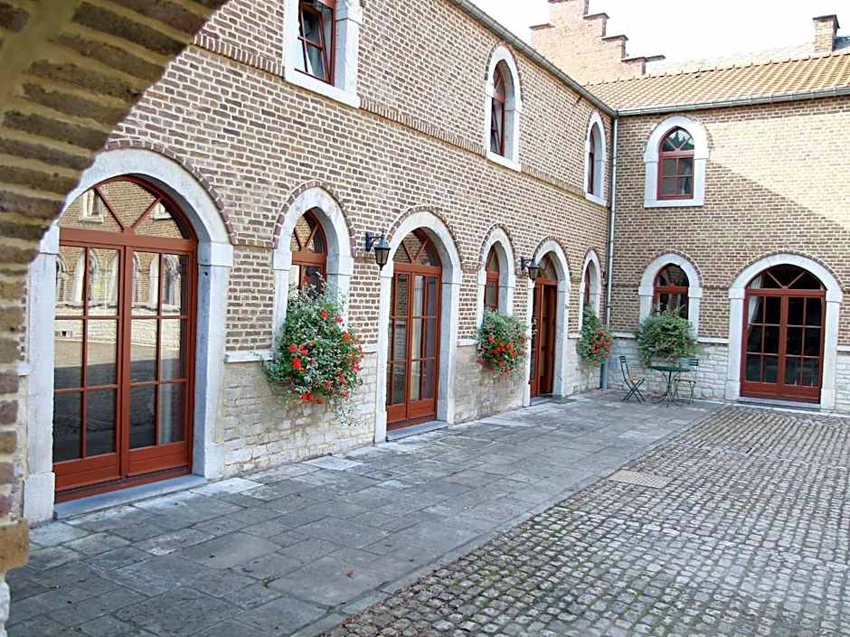 Hôtel - Ferme du Château d'Ahin