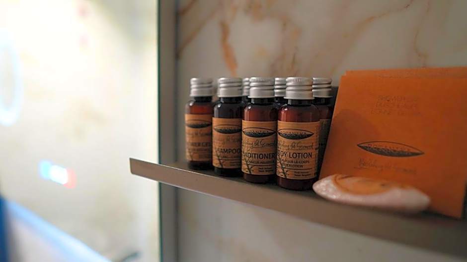 Aniroc Signature Hotel