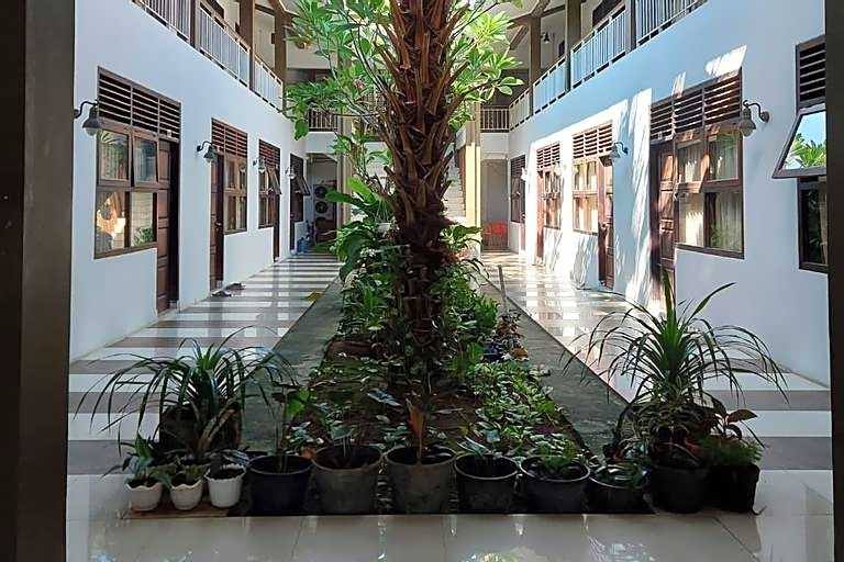 RedDoorz Syariah near Banda Aceh Convention Hall