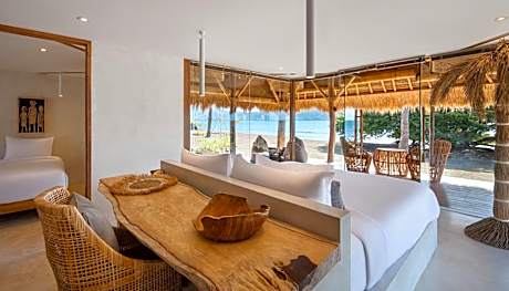 Beach Family Villa with Pool - Free return boat from Kores Harbor to Gili Asahan
