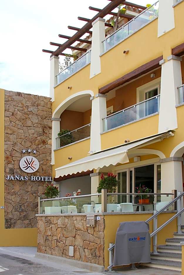 Janas Hotel