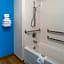 Super 8 by Wyndham Lincoln West