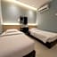 De UPTOWN Hotel @ SS2