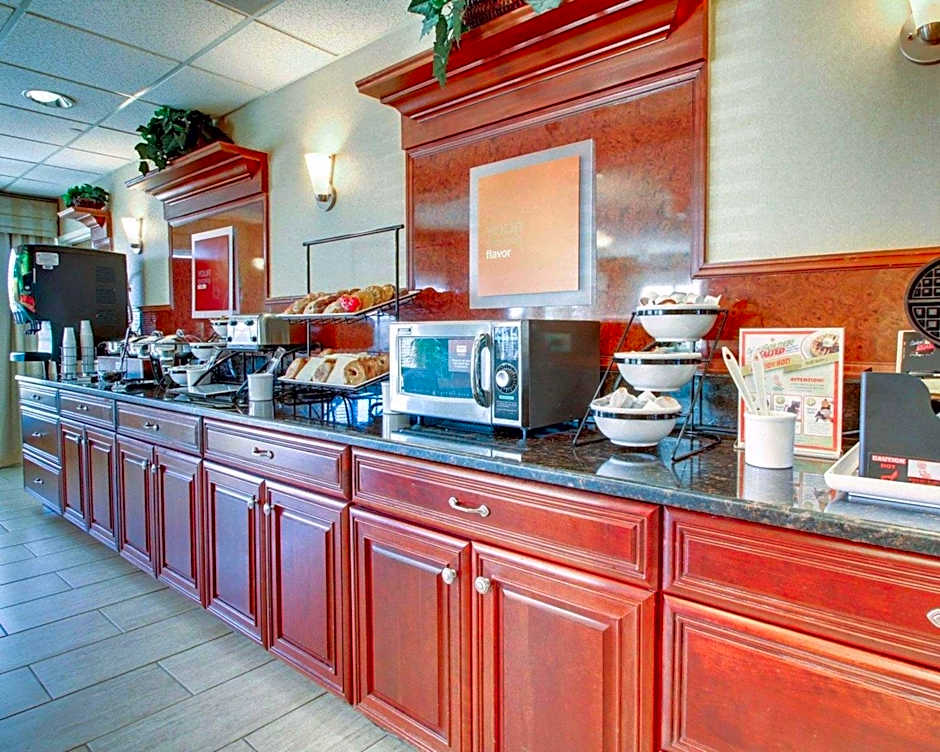Comfort Inn & Suites Moss Point Pascagoula
