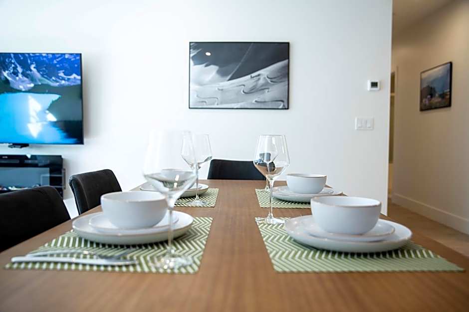 Birdies and Bears by Revelstoke Vacations