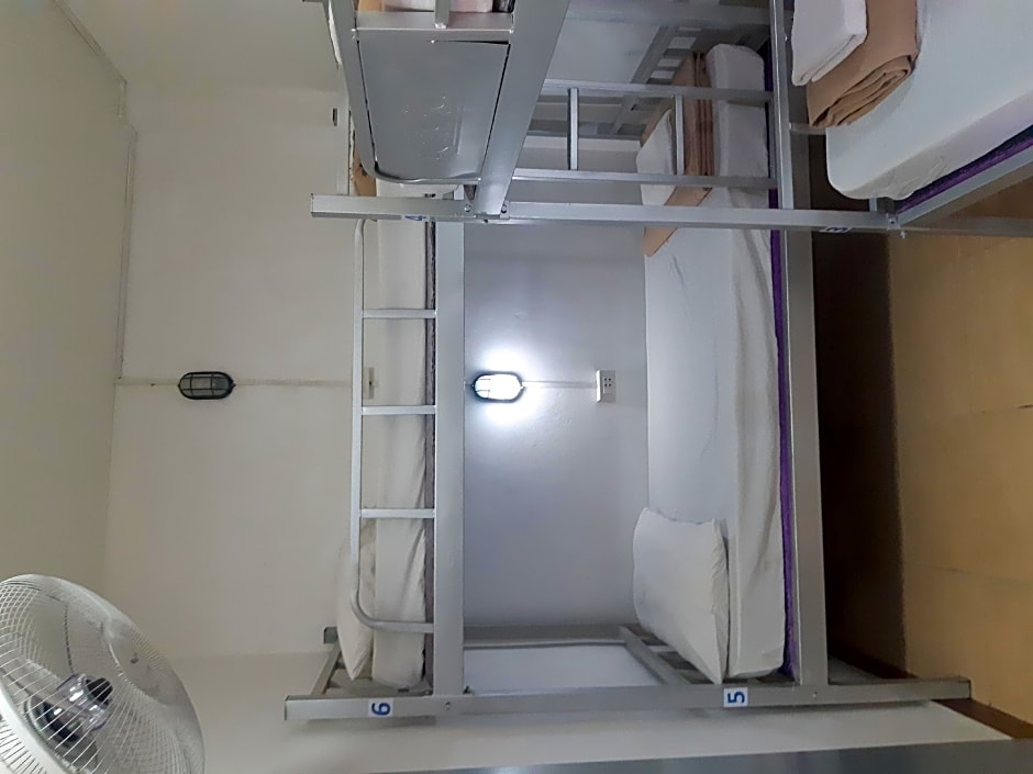 Mixok Guesthouse