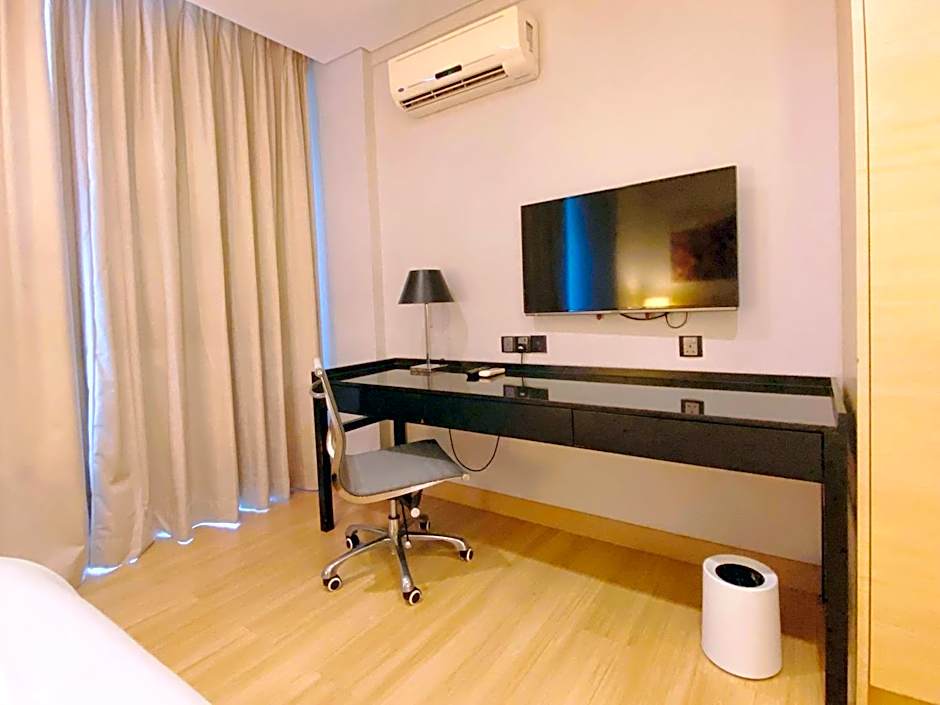 Straits Suite by C Homestay Malacca