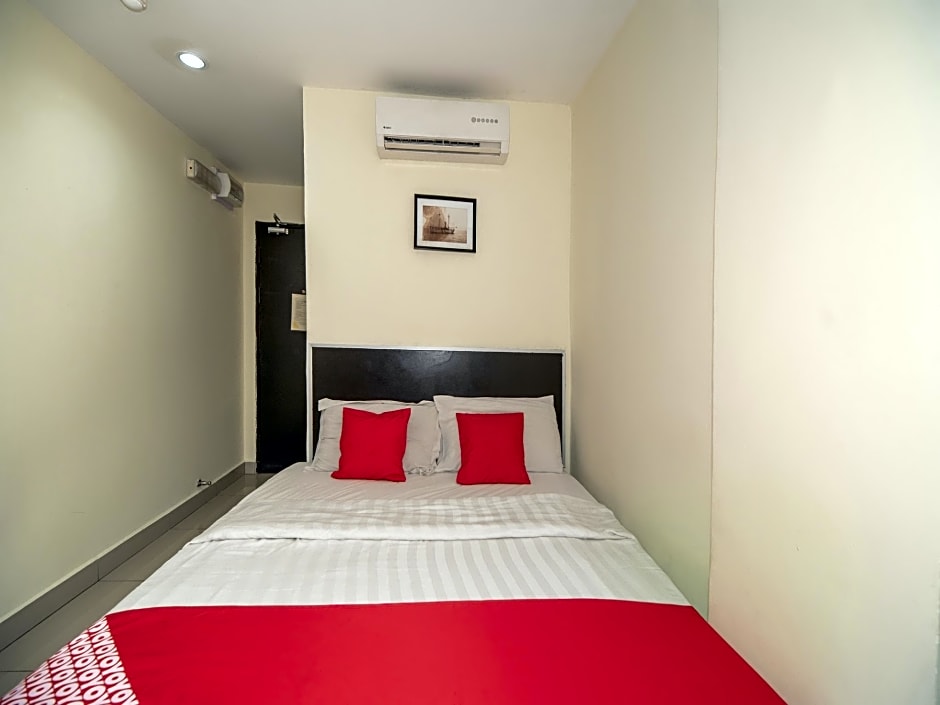 OYO 89965 Stay Inn Ii