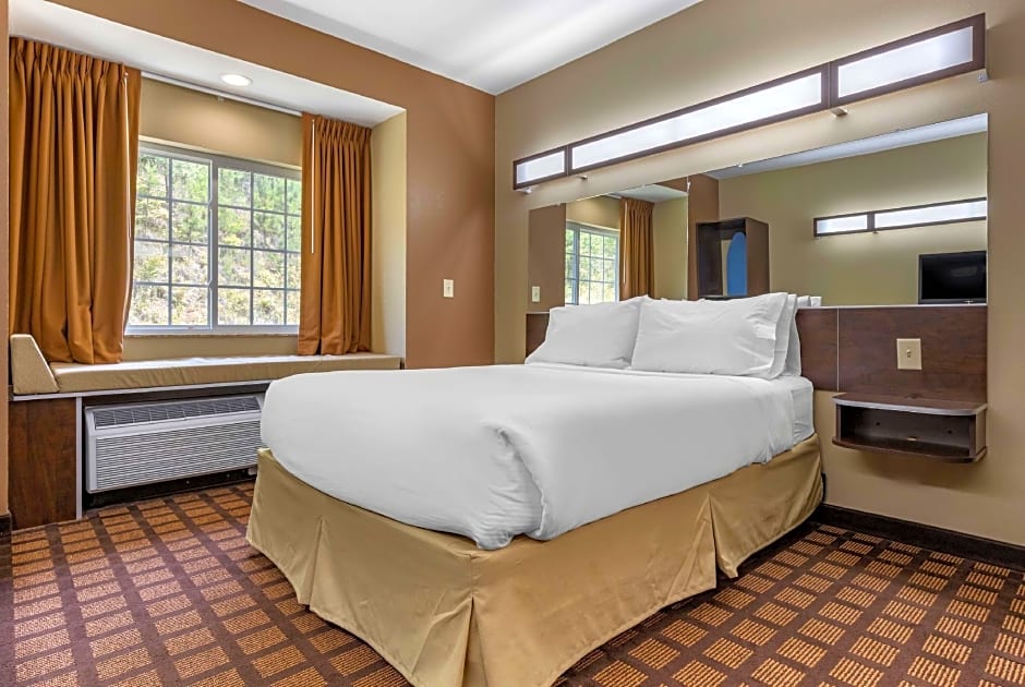 Microtel Inn & Suites By Wyndham Sylva Dillsboro Area