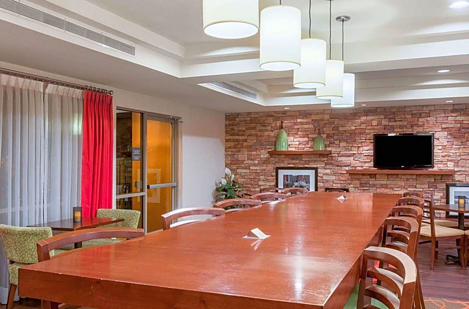 Hampton Inn By Hilton San Marcos