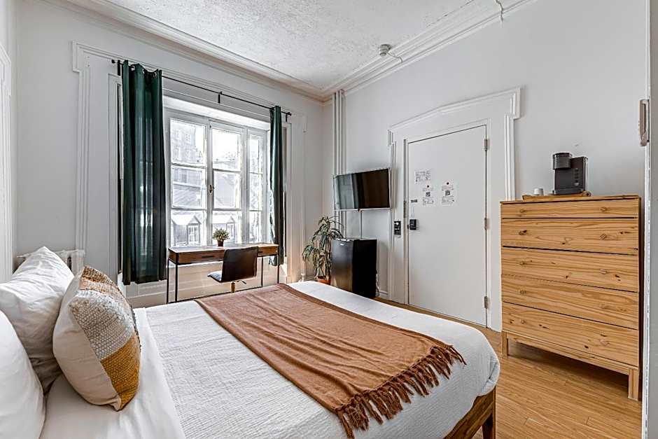 North House - Hôtel Automatisé Manoir des Remparts