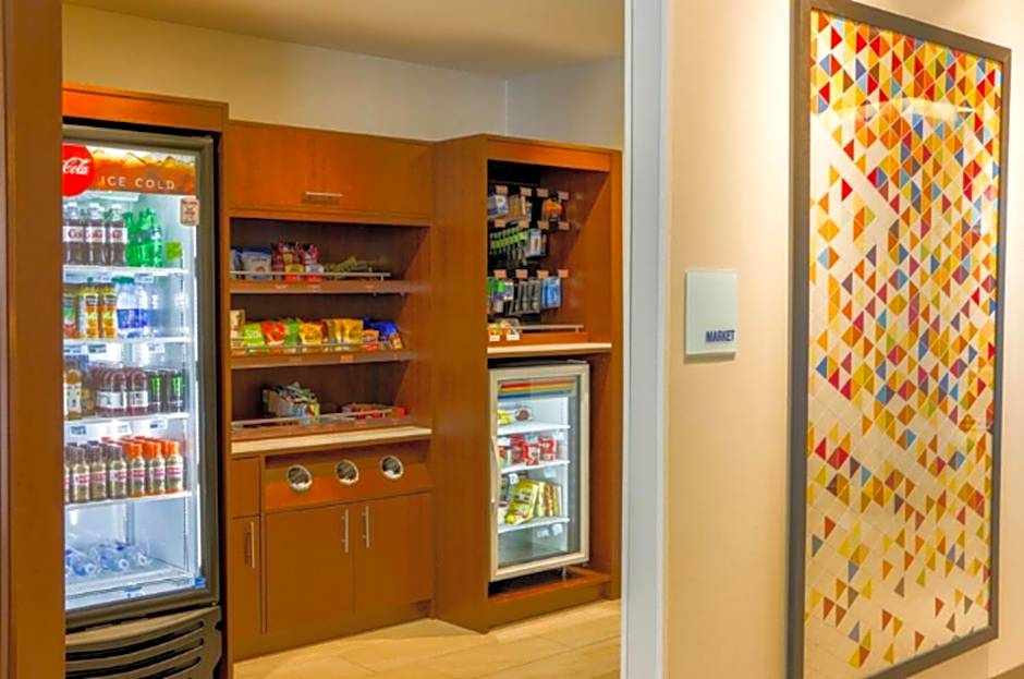 Holiday Inn Express And Suites Detroit North - Roseville By IHG