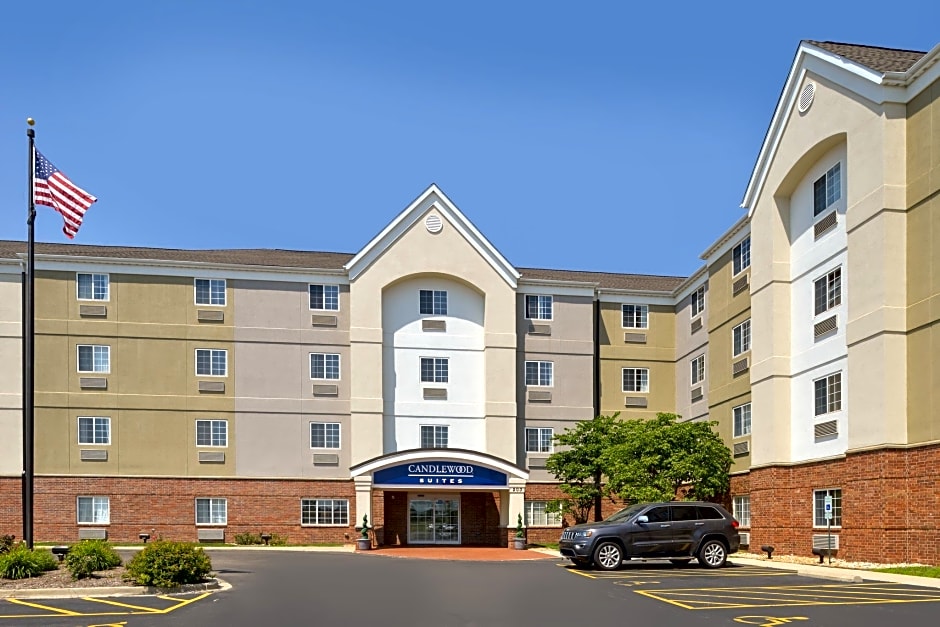 Candlewood Suites Bloomington-Normal