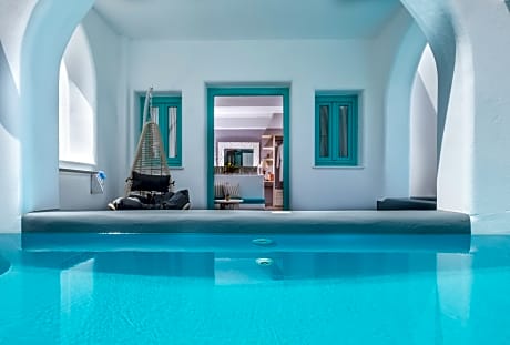 Deluxe Plunge Pool Suite