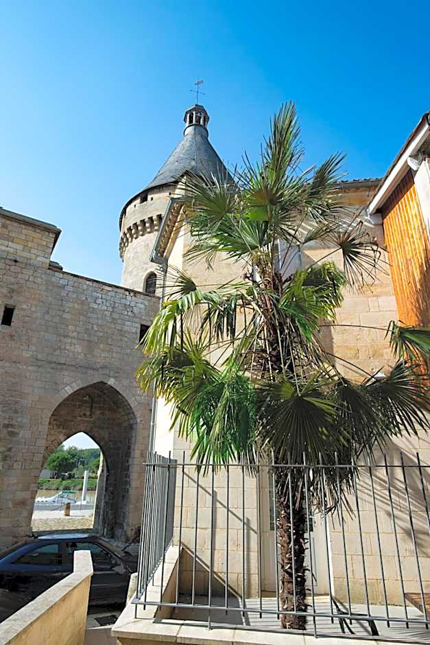 Logis Hotel de la Tour Libourne
