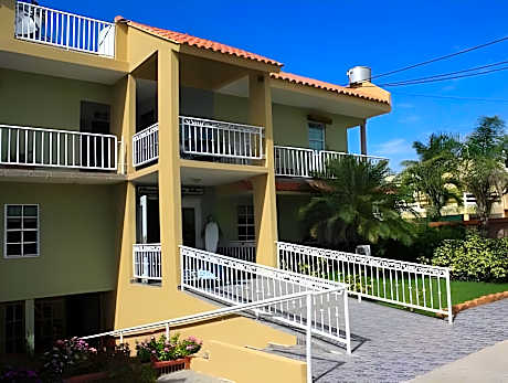 Selva Boutique Hotel - Luquillo Oceanfront Retreat - Adults Only