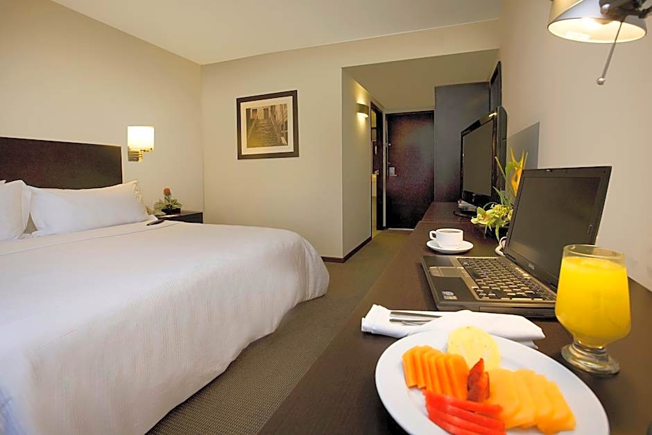 Photo 1 of 4 of Superior 1 King Bed
