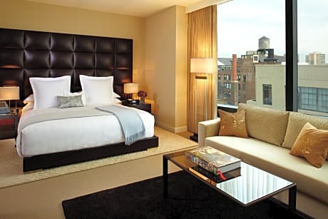 Room 1 King Bed (Hudson Square)