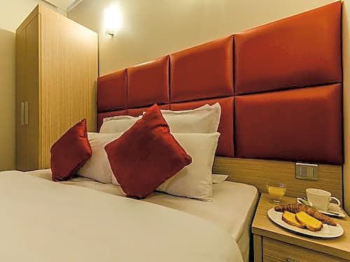 Hotel Riviera Renovated