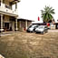 Hotel O Adelia Residence