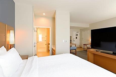 Studio, 1 King, Sofa bed