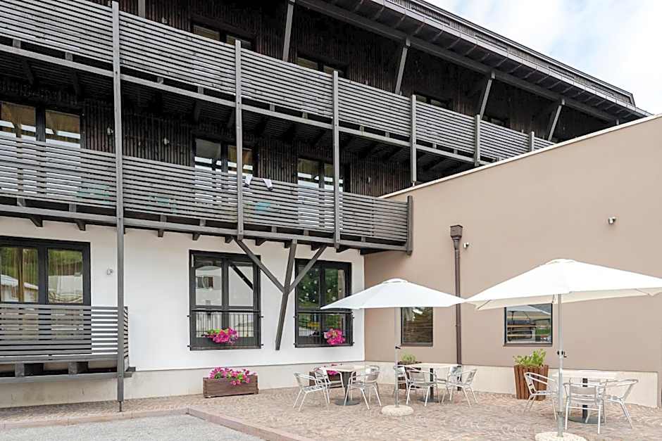 Hotel Dolomiti Chalet