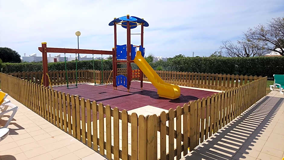 Quinta Das Figueirinhas & Quintinha Village