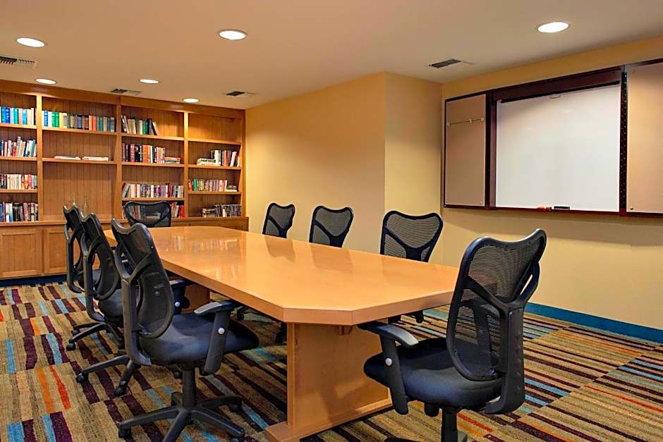 Fairfield Inn & Suites by Marriott Santa Rosa Sebastopol