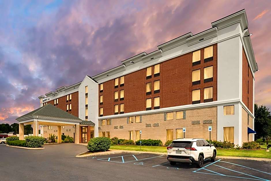 Comfort Inn Lehigh Valley West