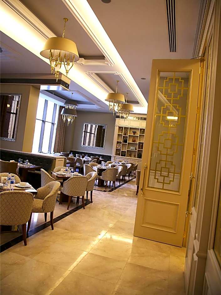 Morrian Hotel