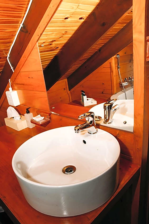 Oyster Creek Lodge