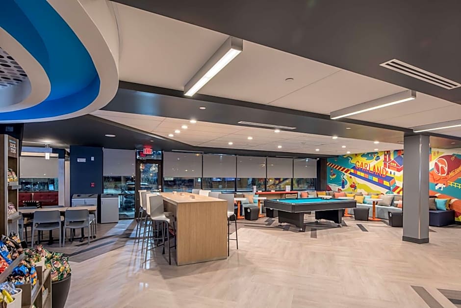 Tru by Hilton Garland, TX