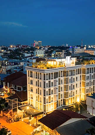 S 2 Modern Boutique Hotel