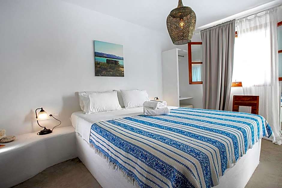 Eight Dimensions Capari Suites Elafonisos