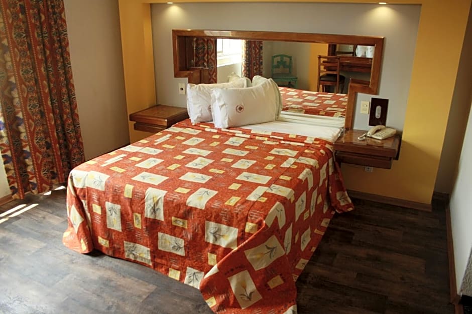 Hotel Mina