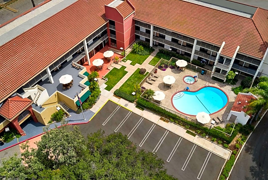 La Quinta Inn & Suites by Wyndham Thousand Oaks Newbury Park