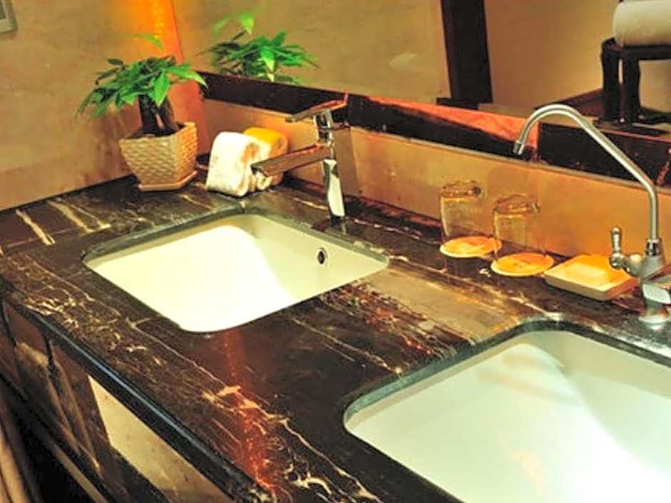 New Century Grand Hotel Ninghai Jinhai