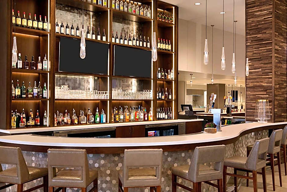 Embassy Suites By Hilton Denton Convention Center