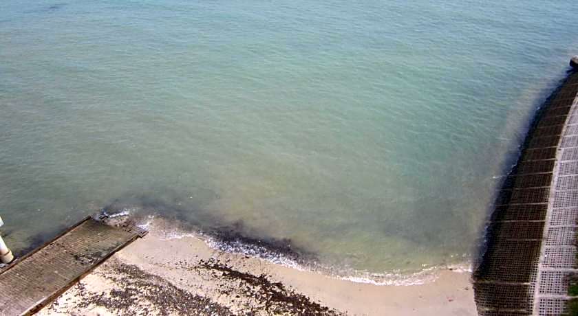 Paradise Lagoon Apartment