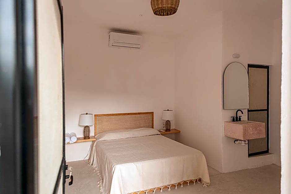 La Punta Rooms
