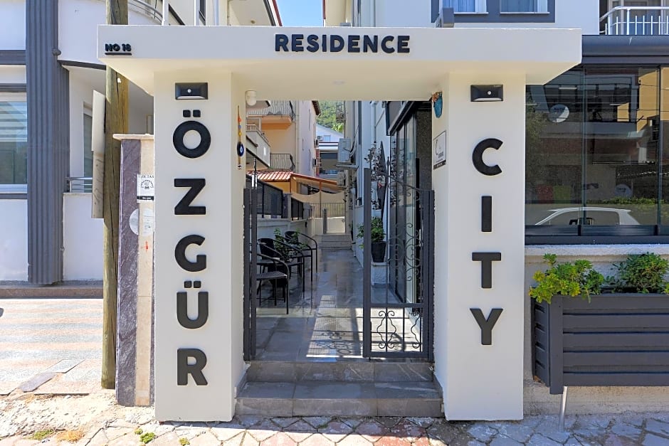 Ozgur City Residence