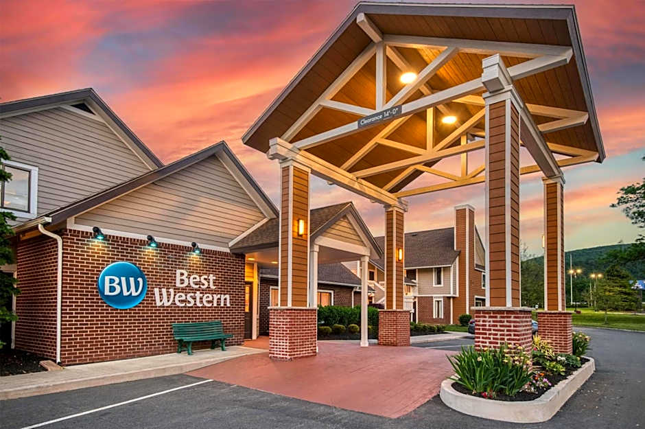 Best Western Fishkill Inn & Suites