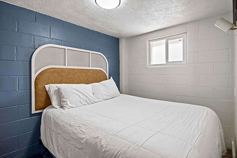 Seagull Beachfront Inn