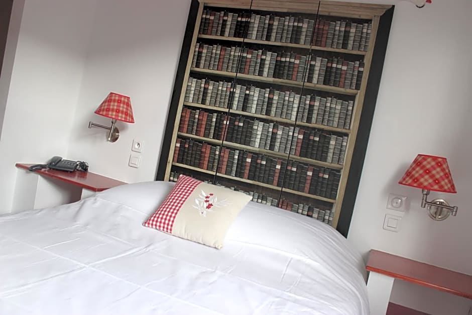 A la Maison Rouge Hotel & Restaurant