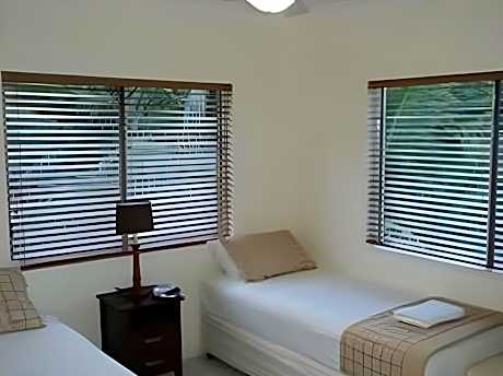 2 Bedroom