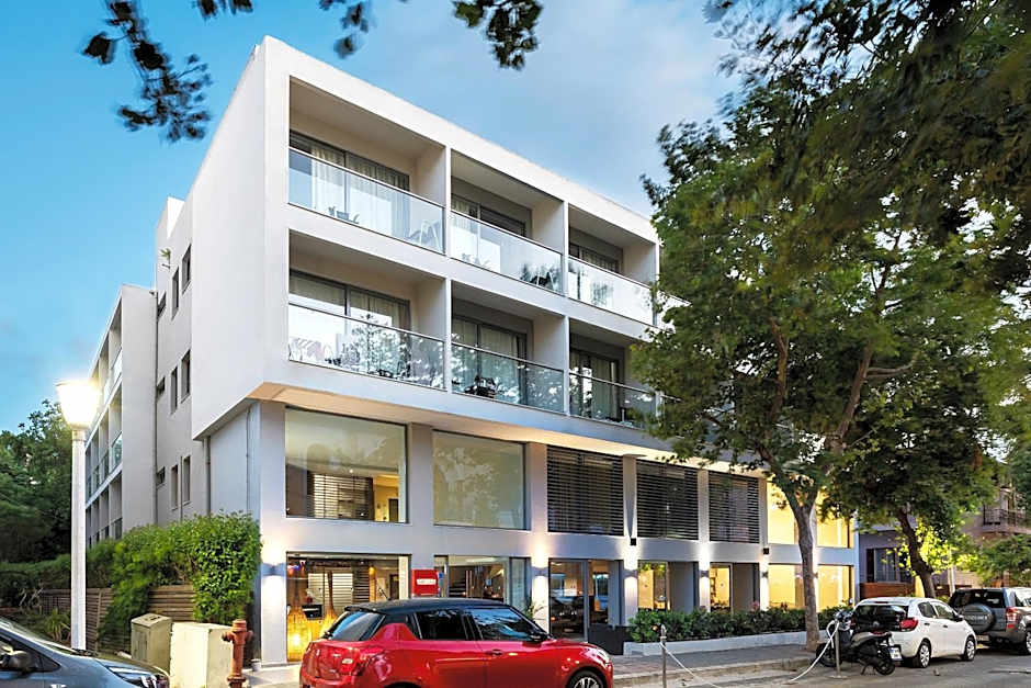 Oktober Downtown Rooms