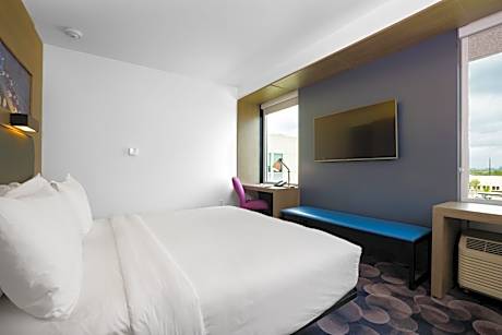 Aloft, Guest room, 1 King