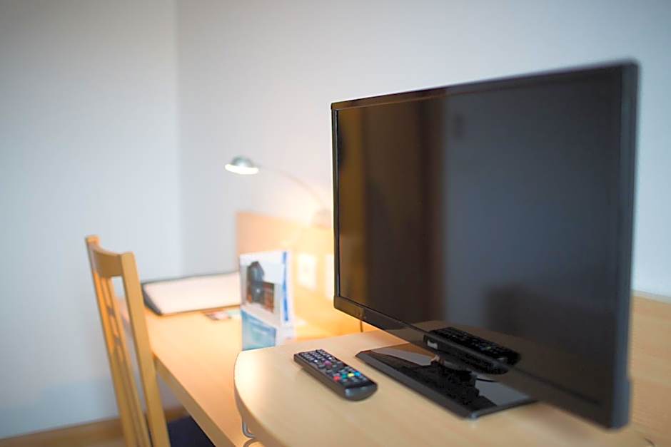 Puerta de Santillana