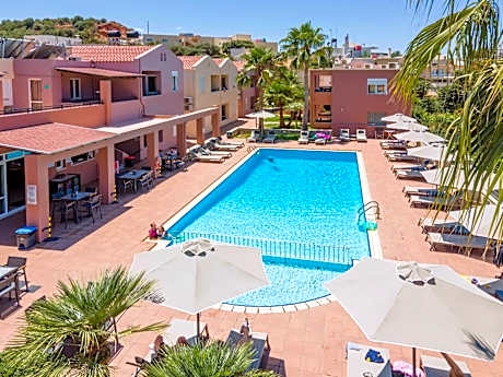 Theos Holidays Apartments