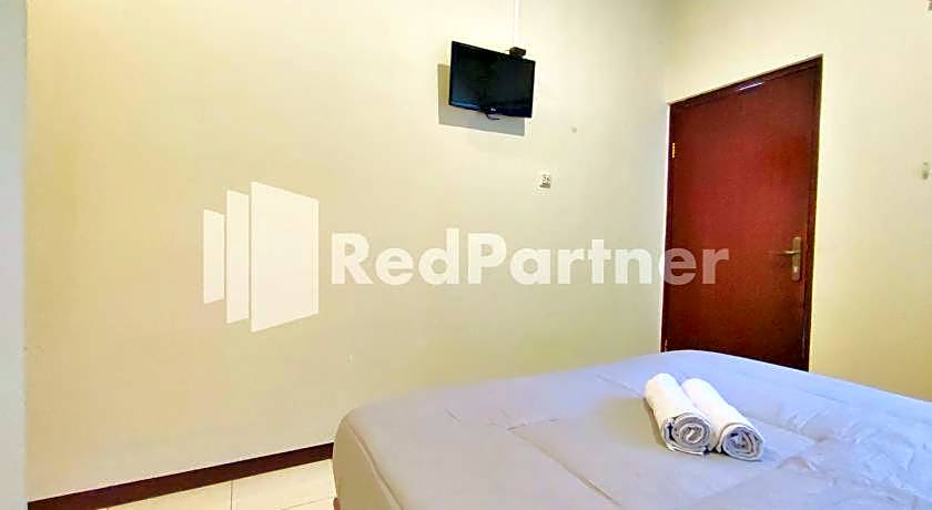Mutiara Residence Near Simpang Lima Mitra RedDoorz